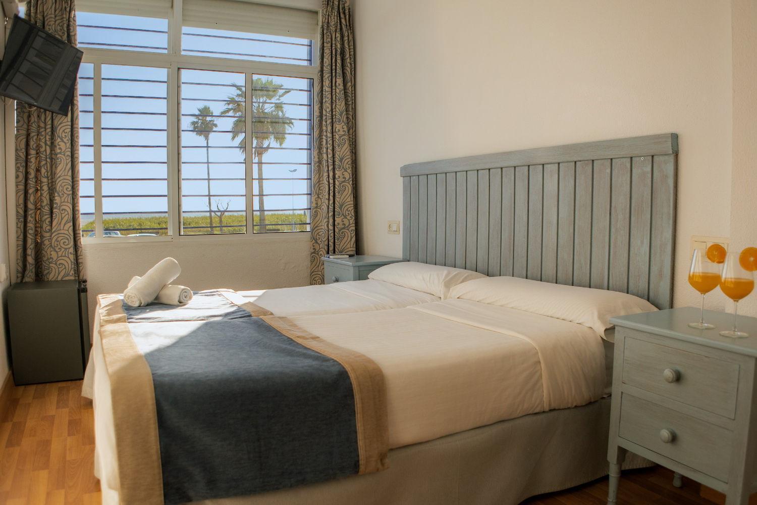קוניל דה לה פרונטרה Hotel Playa Conil - Beachfront Studios & Suites מראה חיצוני תמונה